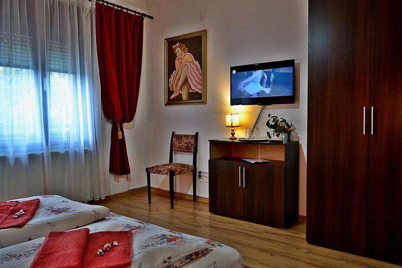 Casa Nobilium Hotel Turda Exterior photo